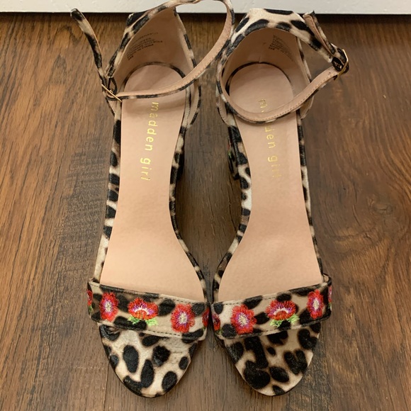 CHEETAH EMBROIDERED MADDEN GIRL HEELS - Picture 4 of 5